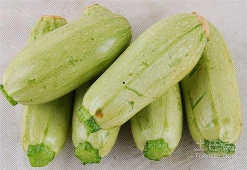 又是喝酒又是吃瓜的,又是喝酒又是吃瓜的欢乐时光