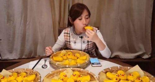 密子君吃小瓜,趣味横生美食盛宴