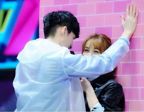 明星男cp,揭秘明星男CP的甜蜜瞬间与幕后故事