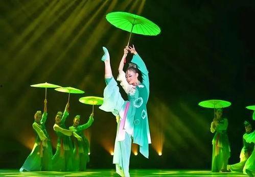 百万网红舞蹈演员春雨